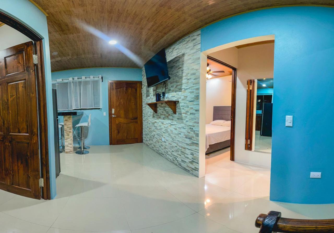 La Fortuna Donwtown Dreams Exterior photo